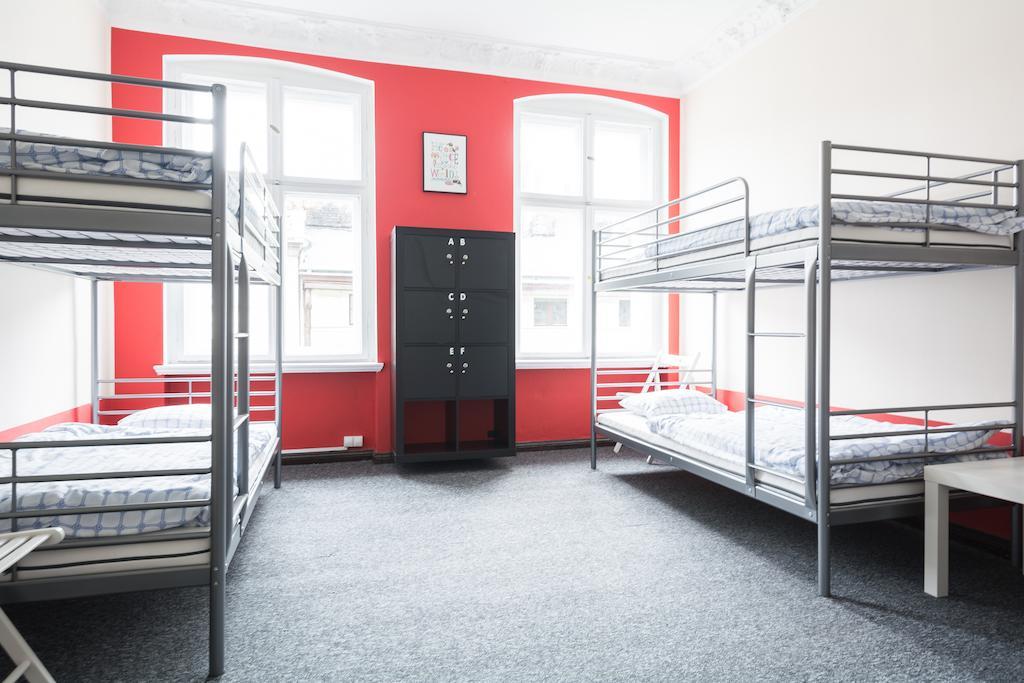 Hostel Awangardaポズナン 部屋 写真