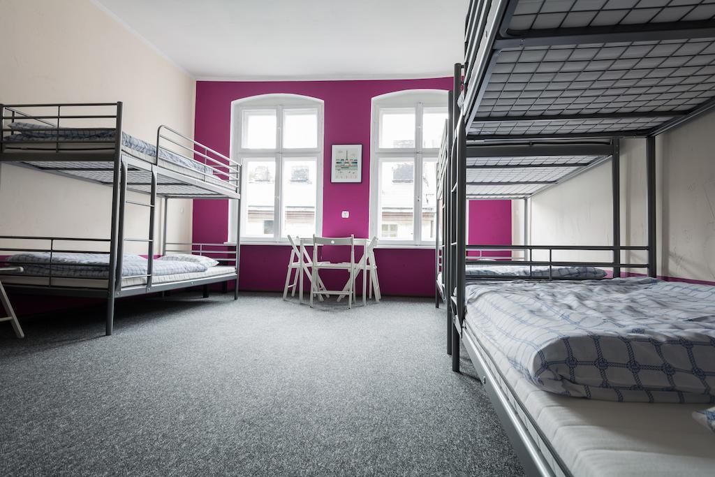 Hostel Awangardaポズナン 部屋 写真